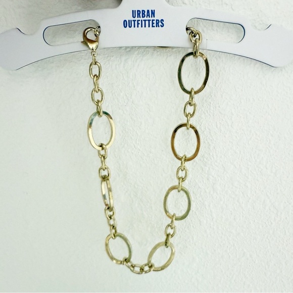 NWT Urban Outfitters Gold Thin Oval Chain Necklace - Picture 4 of 4